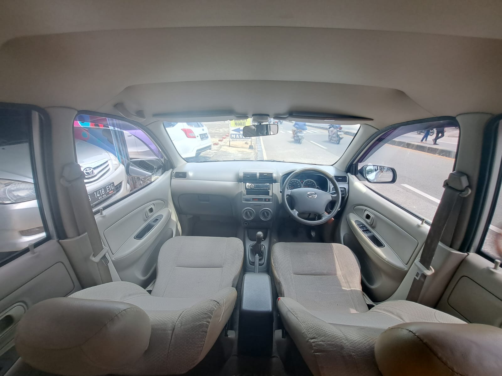 2011 Daihatsu Xenia 2011 Daihatsu Xenia