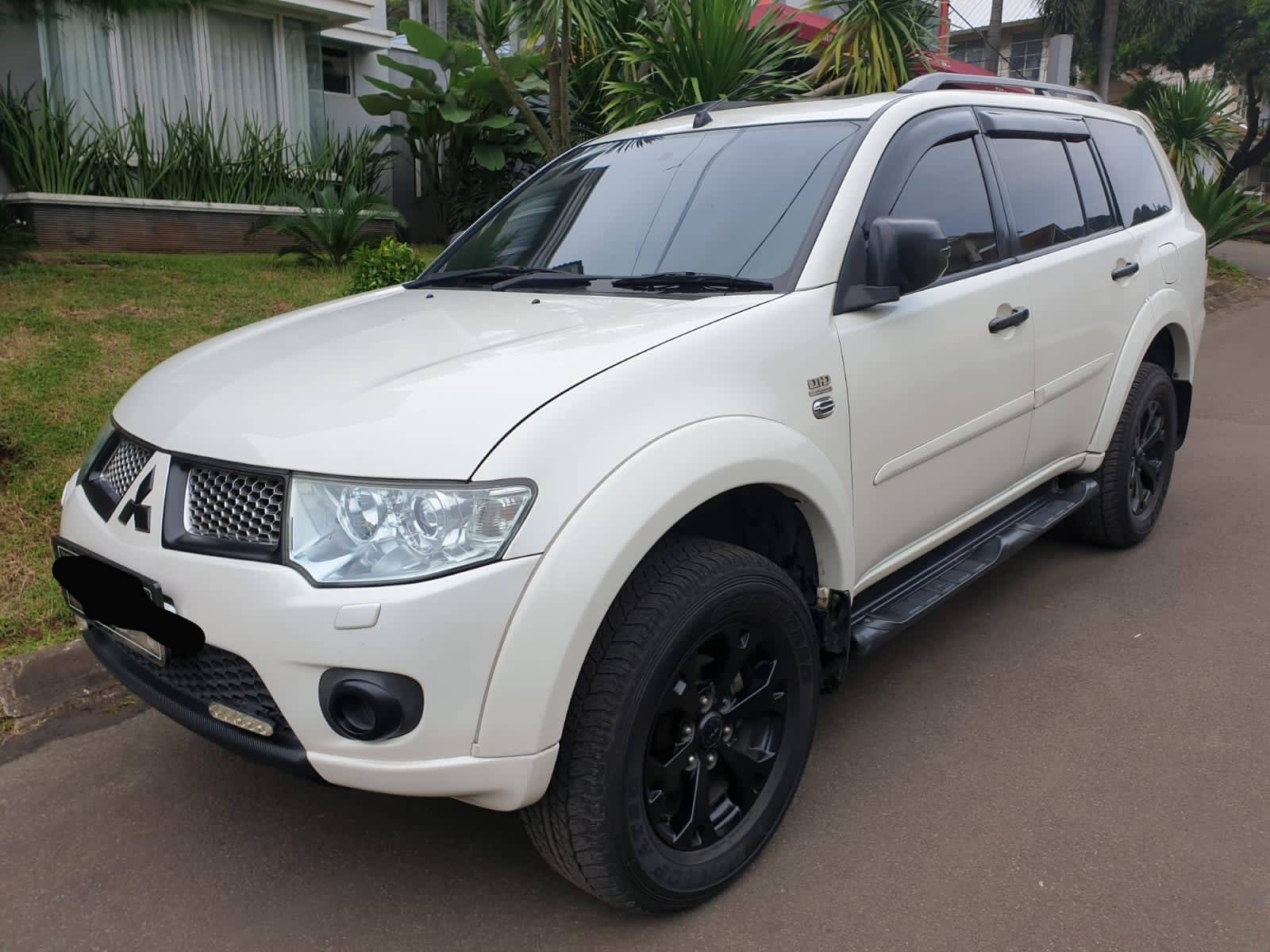 2012 Mitsubishi Pajero Sport 2012 Mitsubishi Pajero Sport