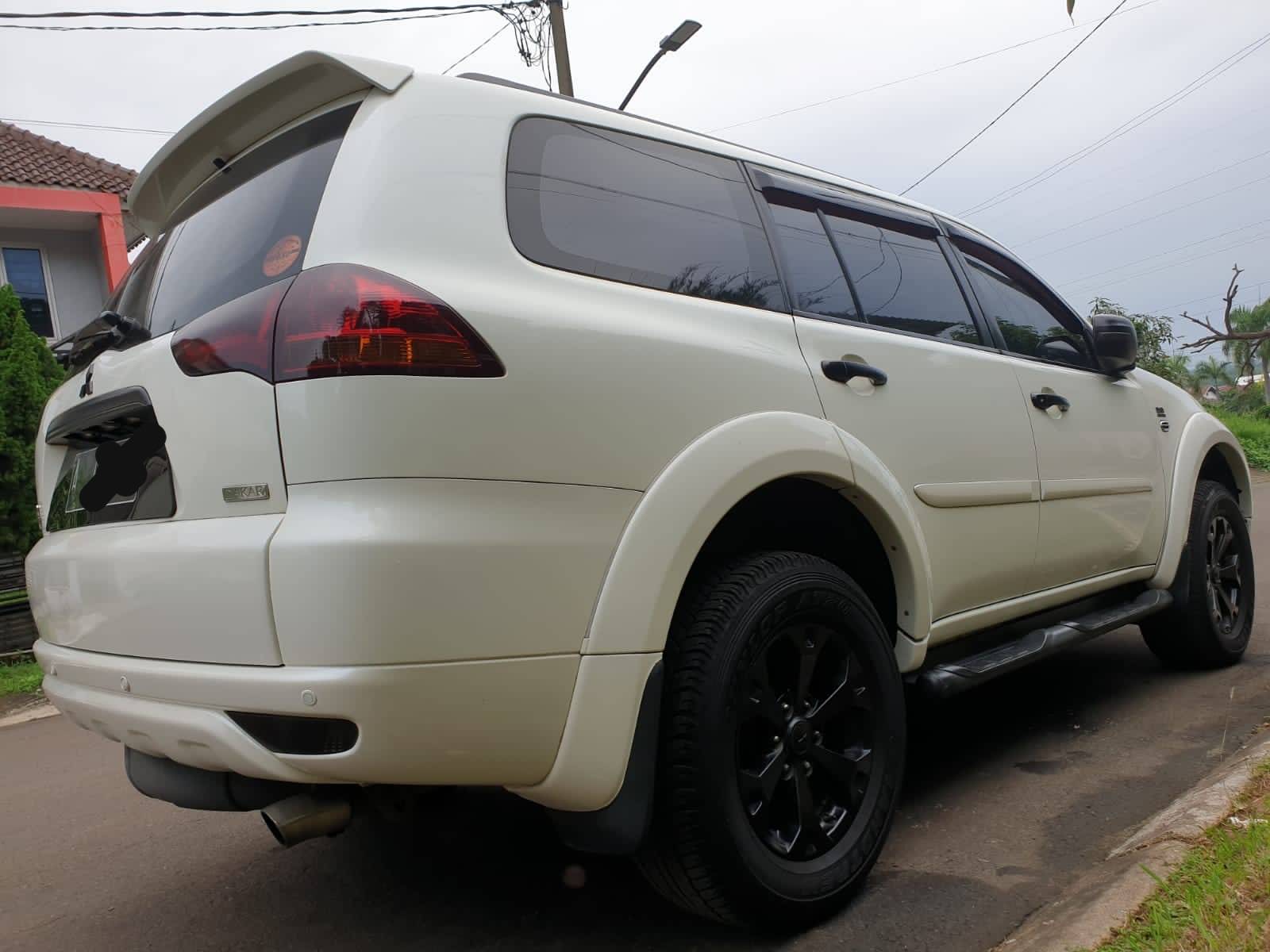 2012 Mitsubishi Pajero Sport 2012 Mitsubishi Pajero Sport