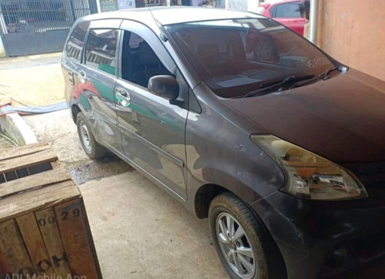 2014 Daihatsu Xenia Bekas 2014 Daihatsu Xenia Bekas