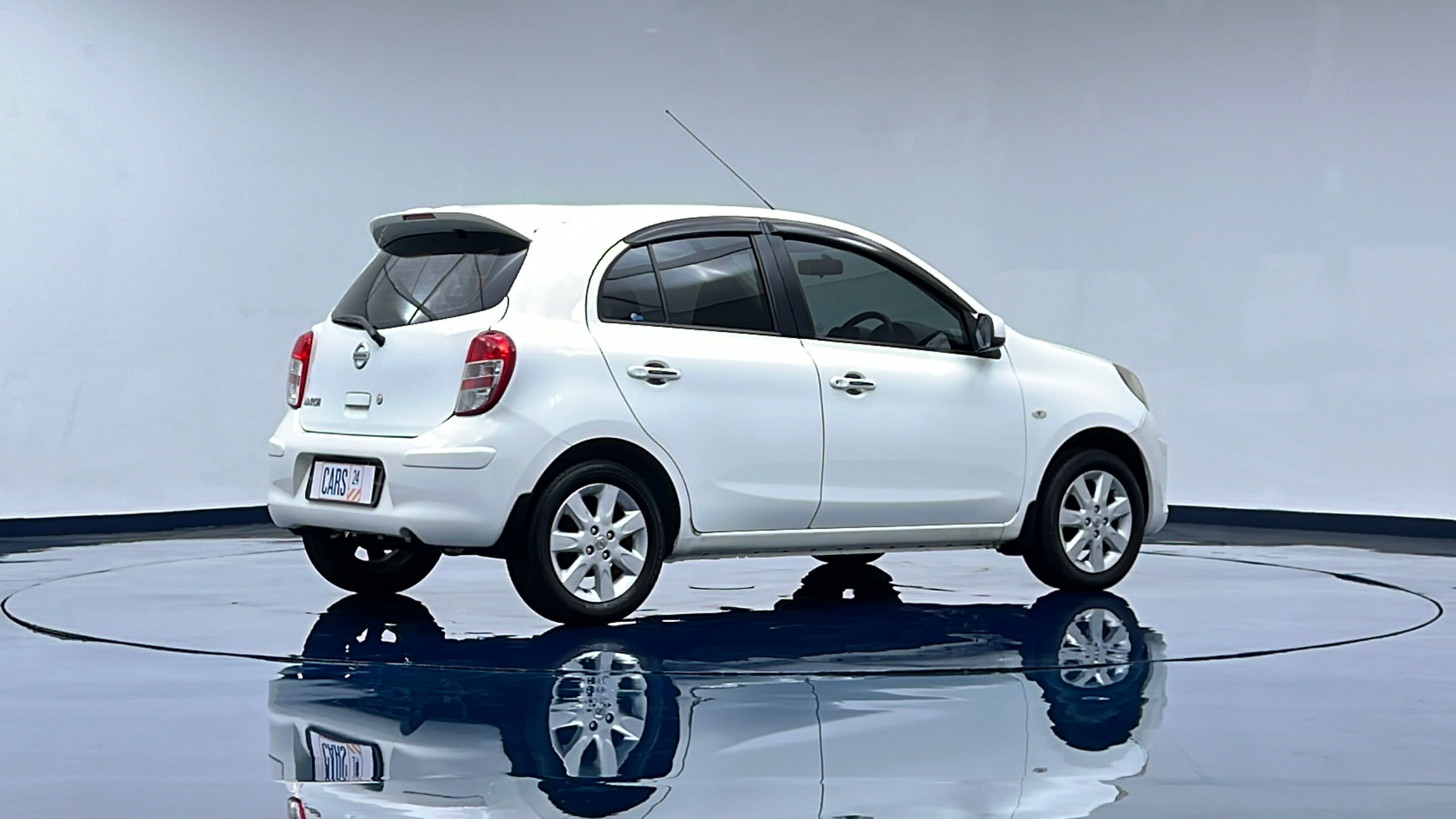 Dijual 2012 Nissan March 1.2L AT 1.2L AT Bekas