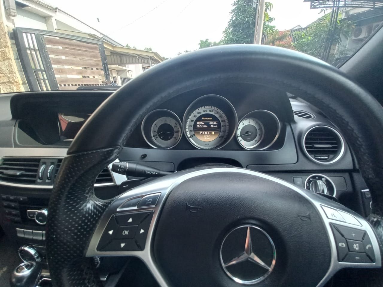 2011 Mercedes Benz C-Class Sedan 2011 Mercedes Benz C-Class Sedan