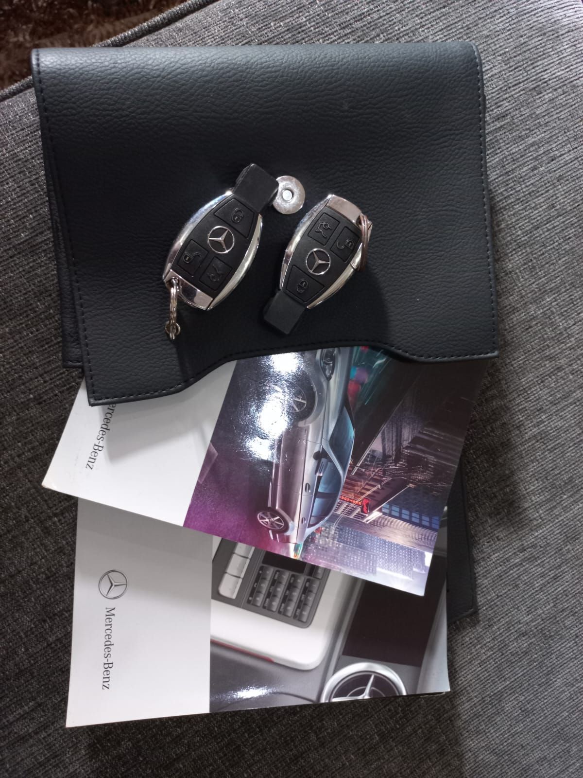 2011 Mercedes Benz C-Class Sedan 2011 Mercedes Benz C-Class Sedan