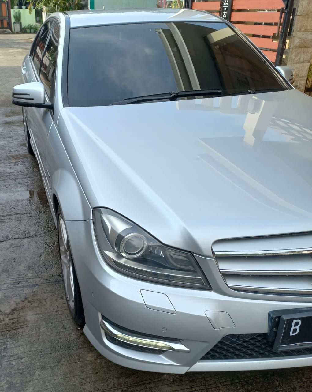 2011 Mercedes Benz C-Class Sedan 2011 Mercedes Benz C-Class Sedan