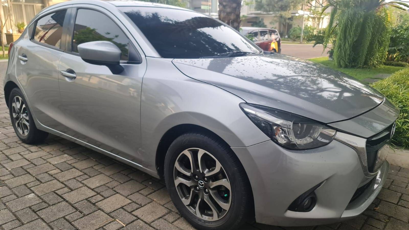 Second Hand 2015 Mazda 2 Second Hand 2015 Mazda 2