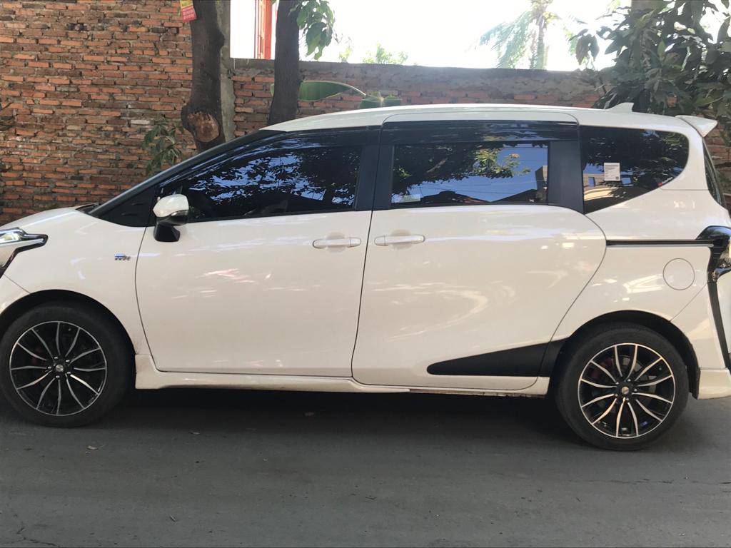 Second Hand 2017 Toyota Sienta Second Hand 2017 Toyota Sienta