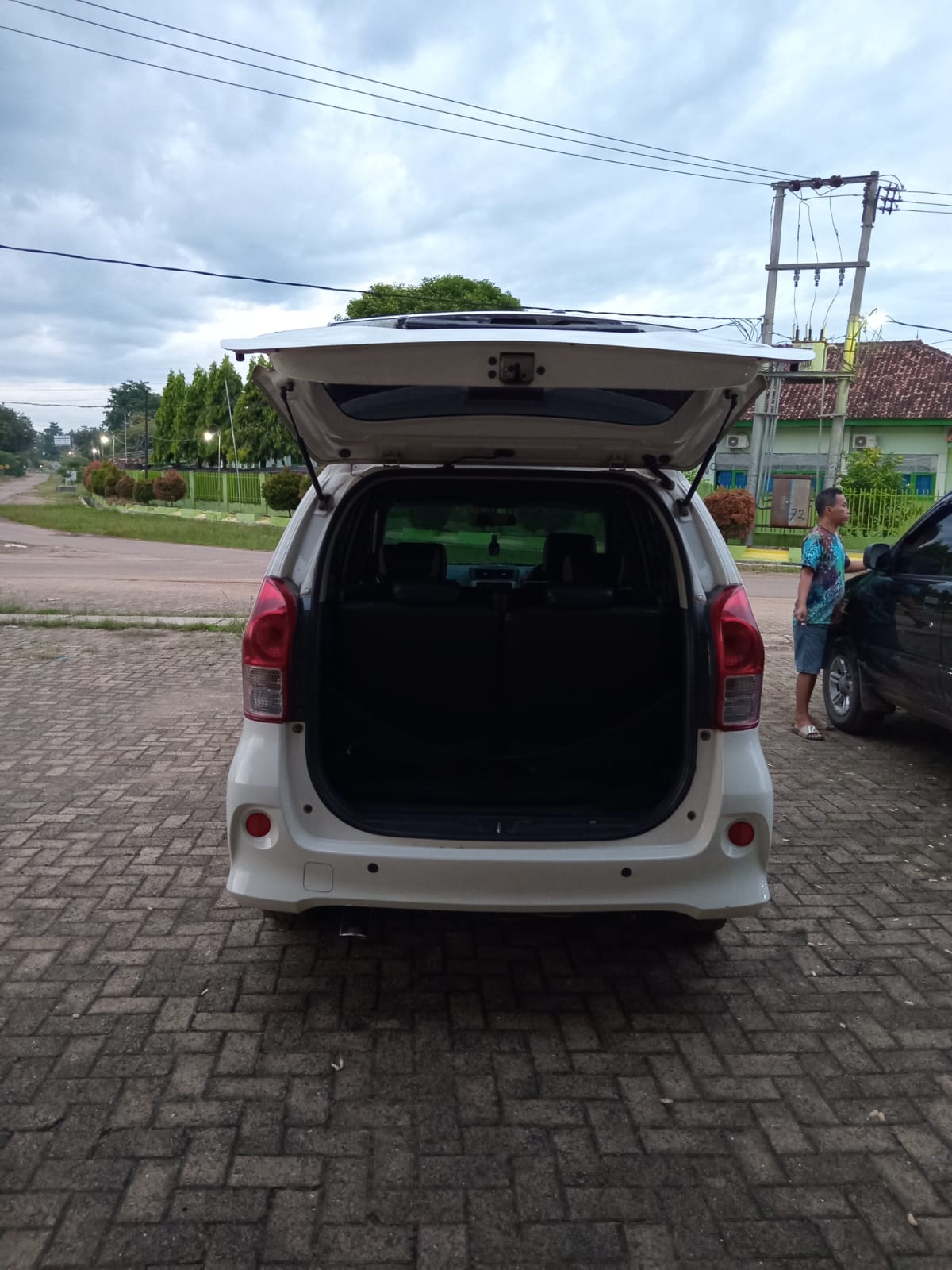 2013 Toyota Avanza Veloz 2013 Toyota Avanza Veloz