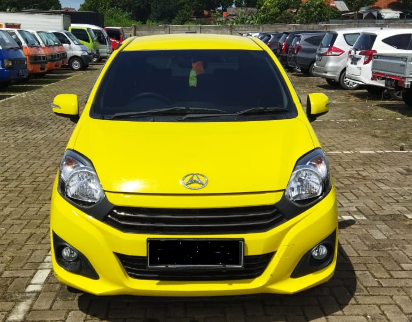 2022 Daihatsu Ayla Bekas 2022 Daihatsu Ayla Bekas