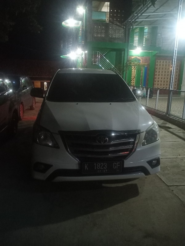 2014 Toyota Innova G Bensin 2.0L MT