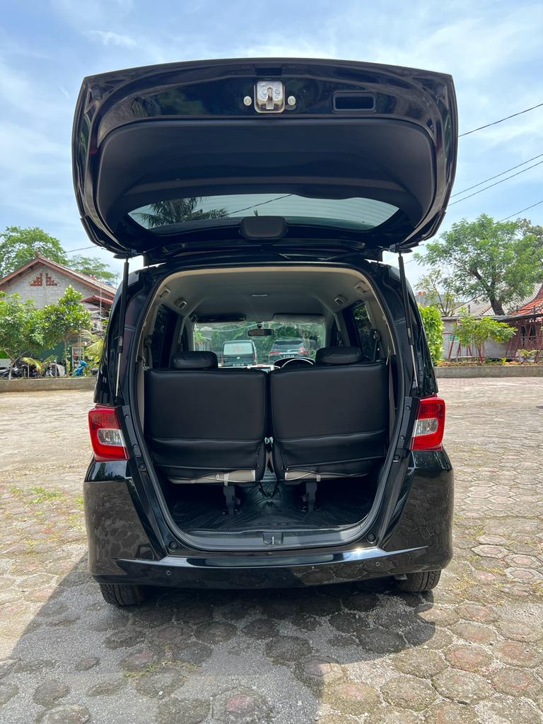 2012 Honda Freed  SD 2012 Honda Freed  SD