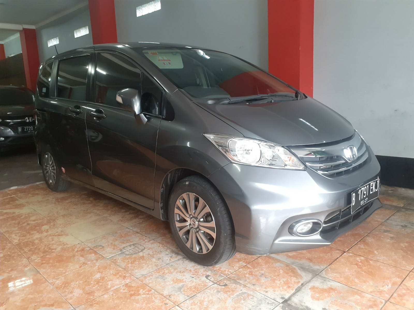 2013 Honda Freed  EA/T Bekas 2013 Honda Freed  EA/T Bekas