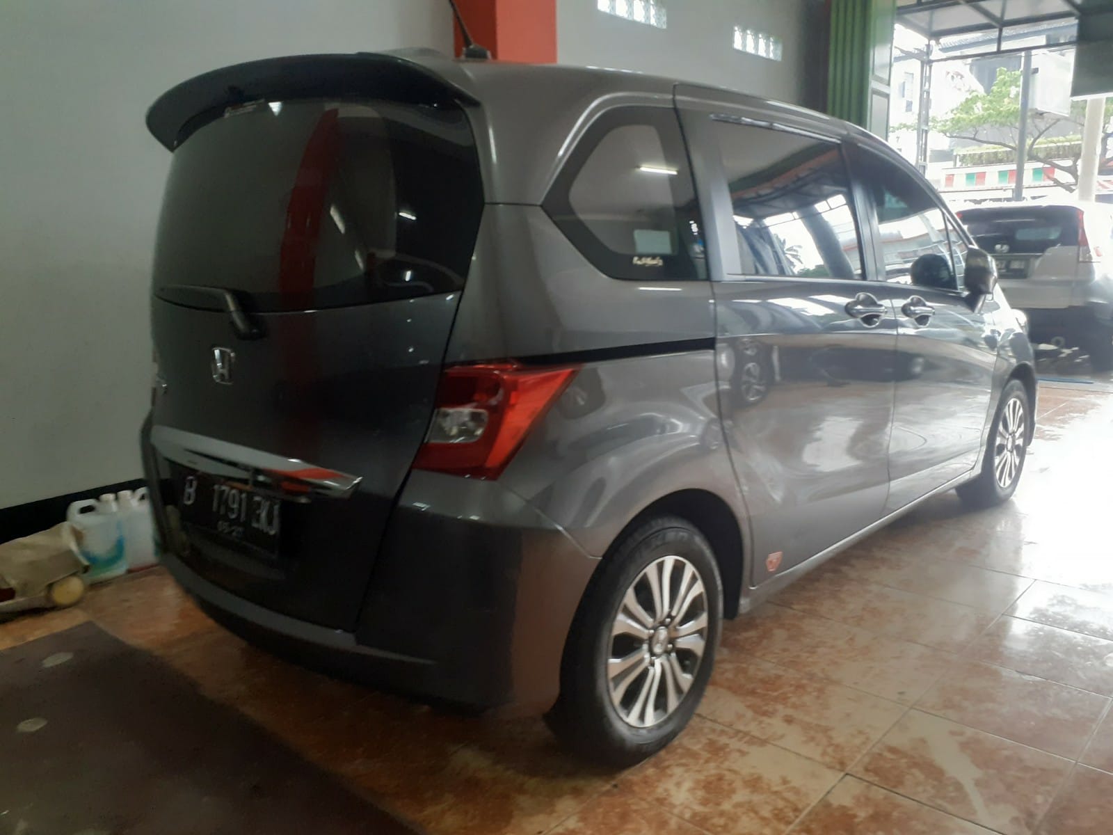 2013 Honda Freed  EA/T 2013 Honda Freed  EA/T