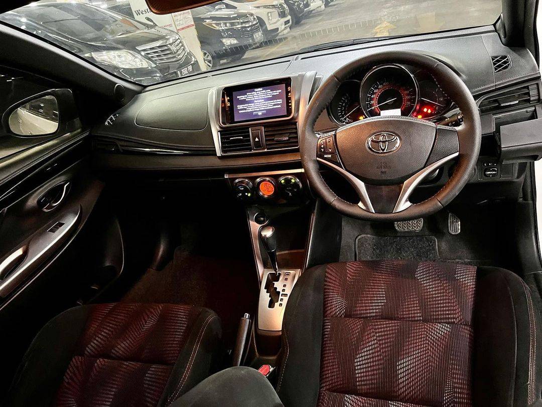 2016 Toyota Yaris 2016 Toyota Yaris