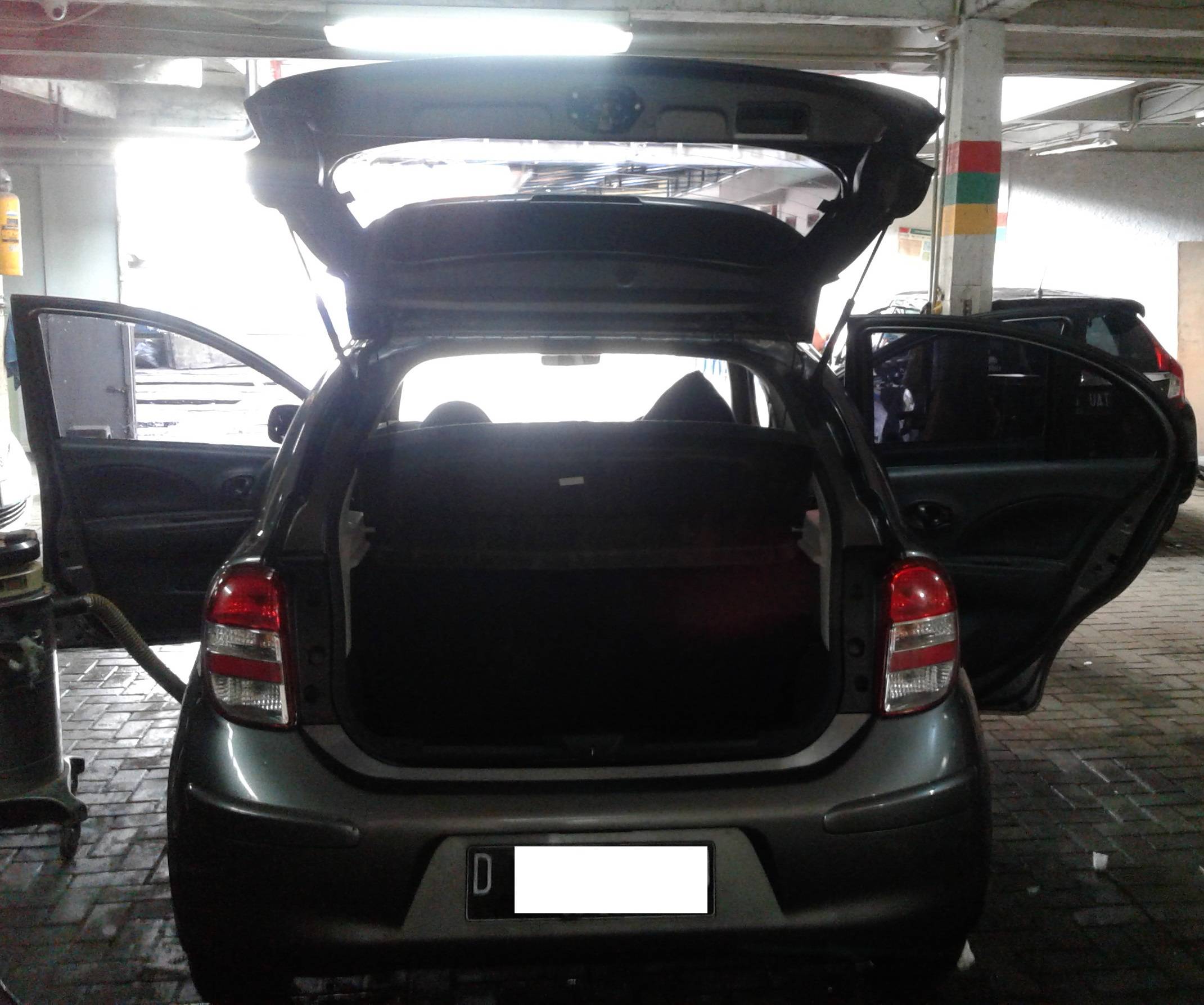 2013 Nissan March Bekas 2013 Nissan March Bekas