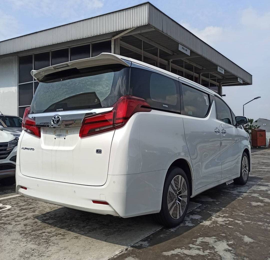 2022 Toyota Alphard 2022 Toyota Alphard
