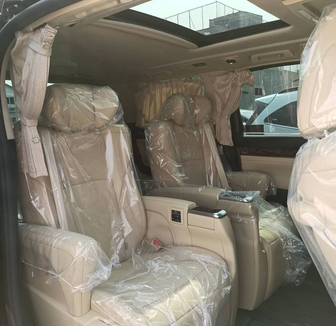 2022 Toyota Alphard 2022 Toyota Alphard