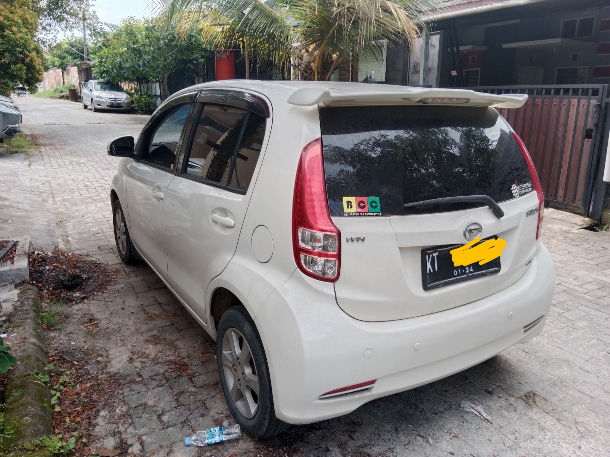 2012 Daihatsu Sirion 2012 Daihatsu Sirion