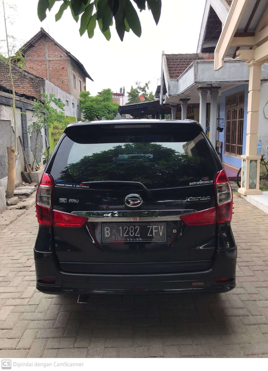 2015 Daihatsu Grand Xenia 2015 Daihatsu Grand Xenia