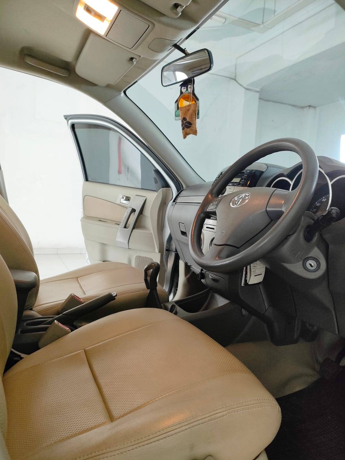 2013 Toyota Rush 2013 Toyota Rush