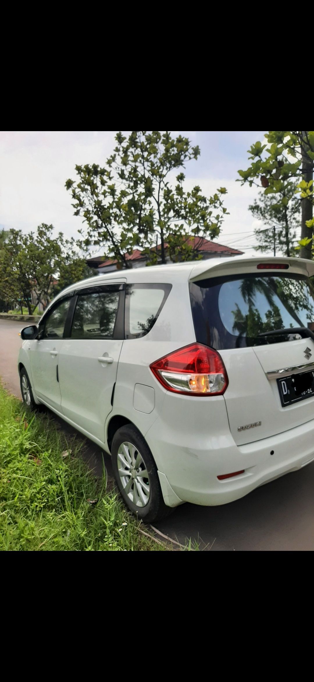 2013 Suzuki Ertiga 2013 Suzuki Ertiga