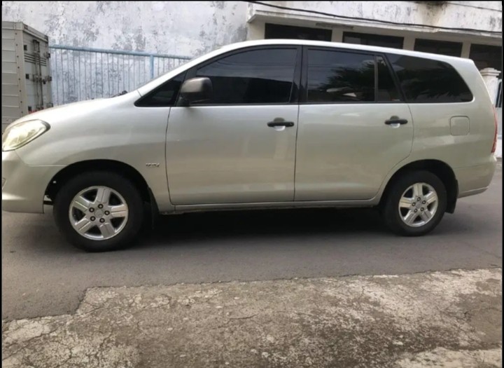 2005 Toyota Kijang Innova 2.0 G MT 2005 Toyota Kijang Innova 2.0 G MT