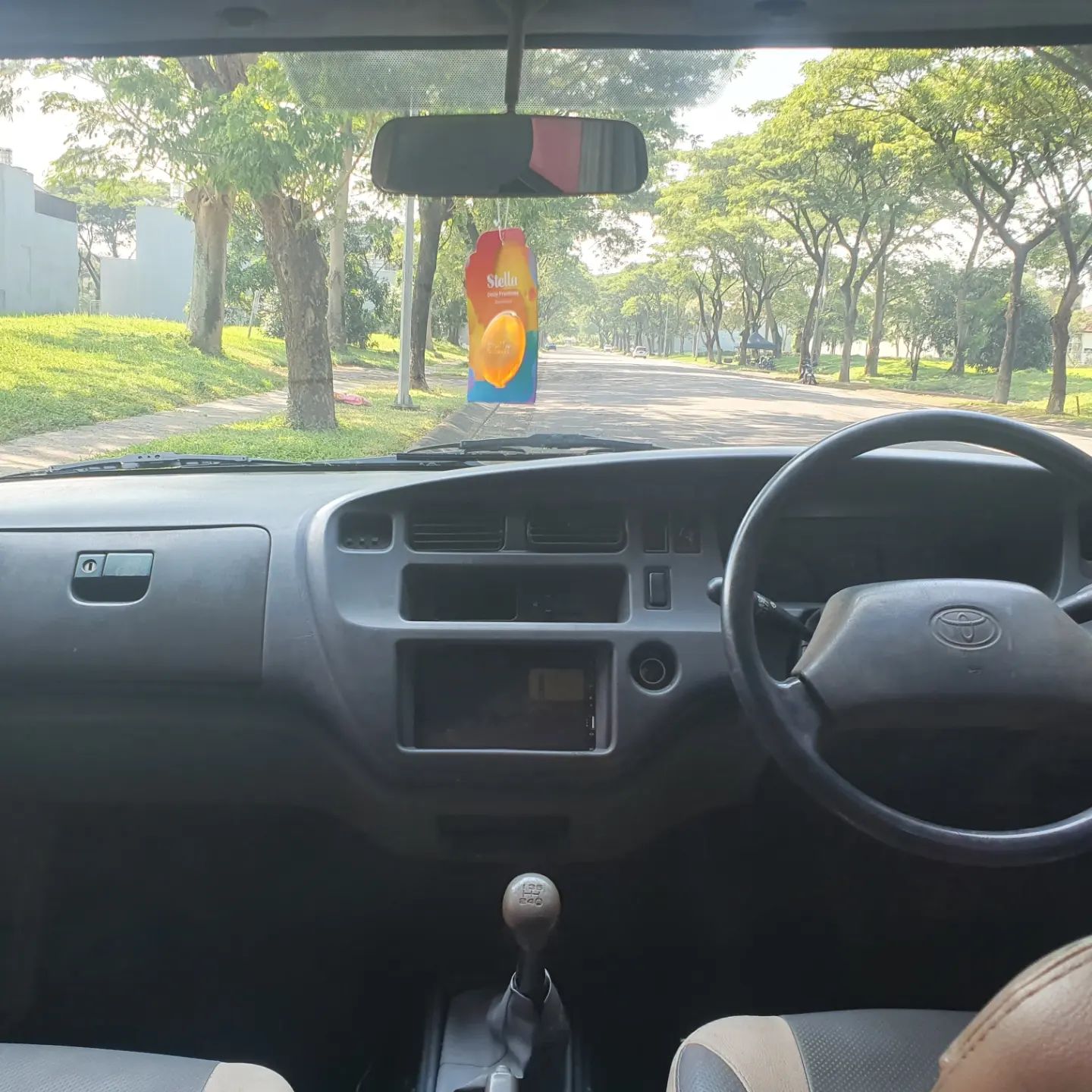 2003 Toyota Kijang  2003 Toyota Kijang