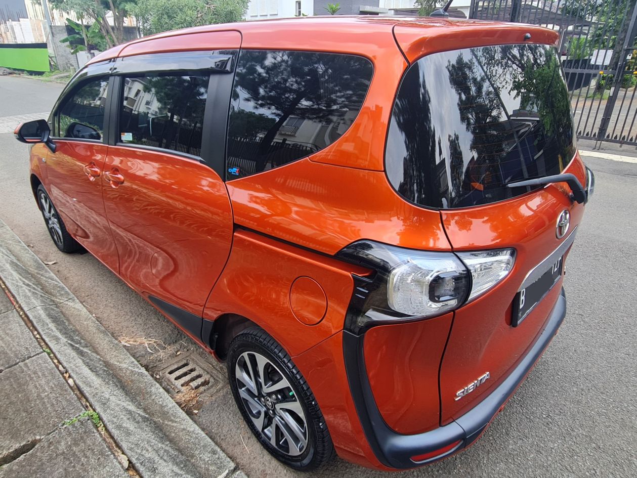 2017 Toyota Sienta 2017 Toyota Sienta