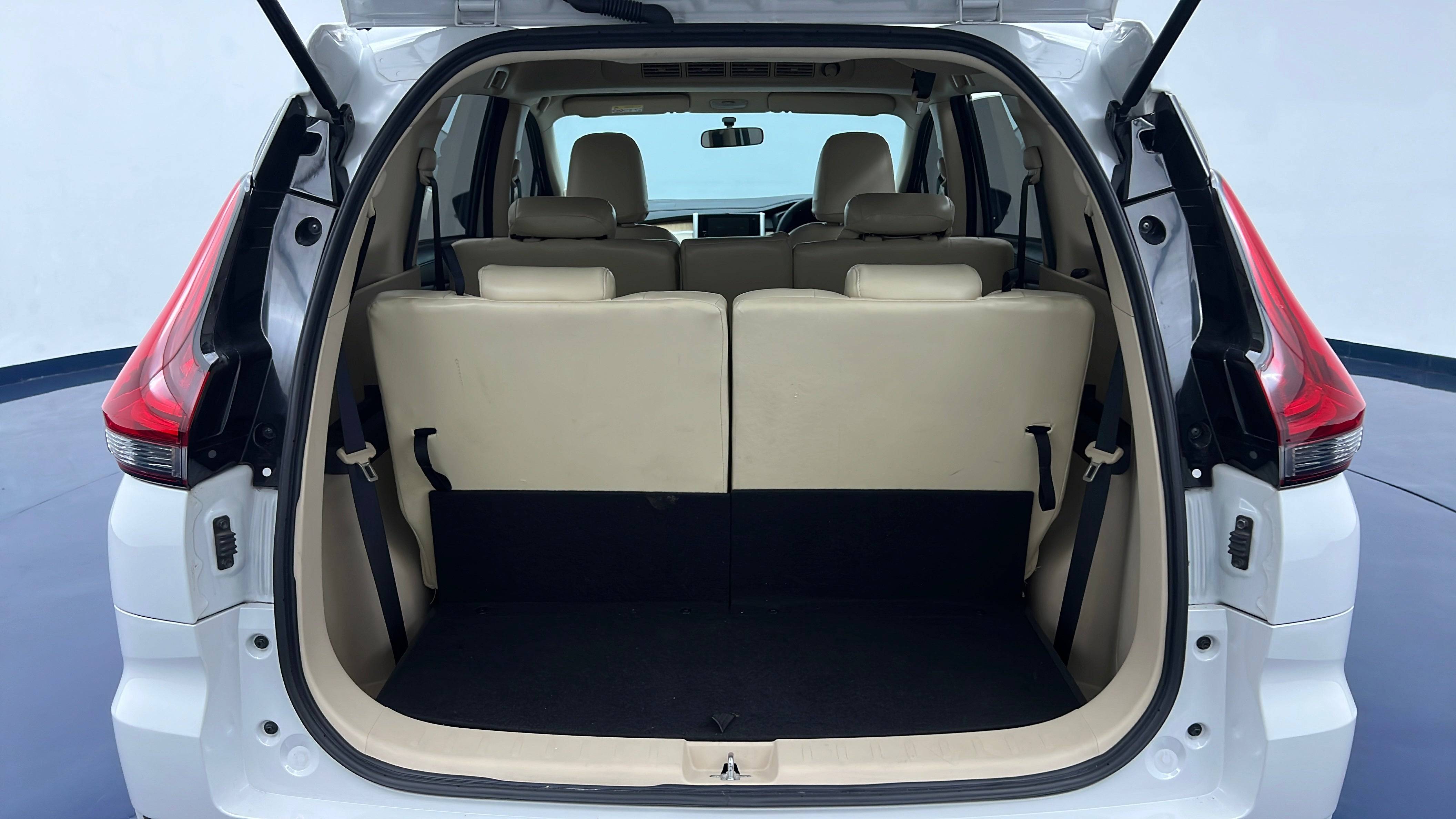 2020 Mitsubishi Xpander Ultimate CVT Ultimate CVT tua
