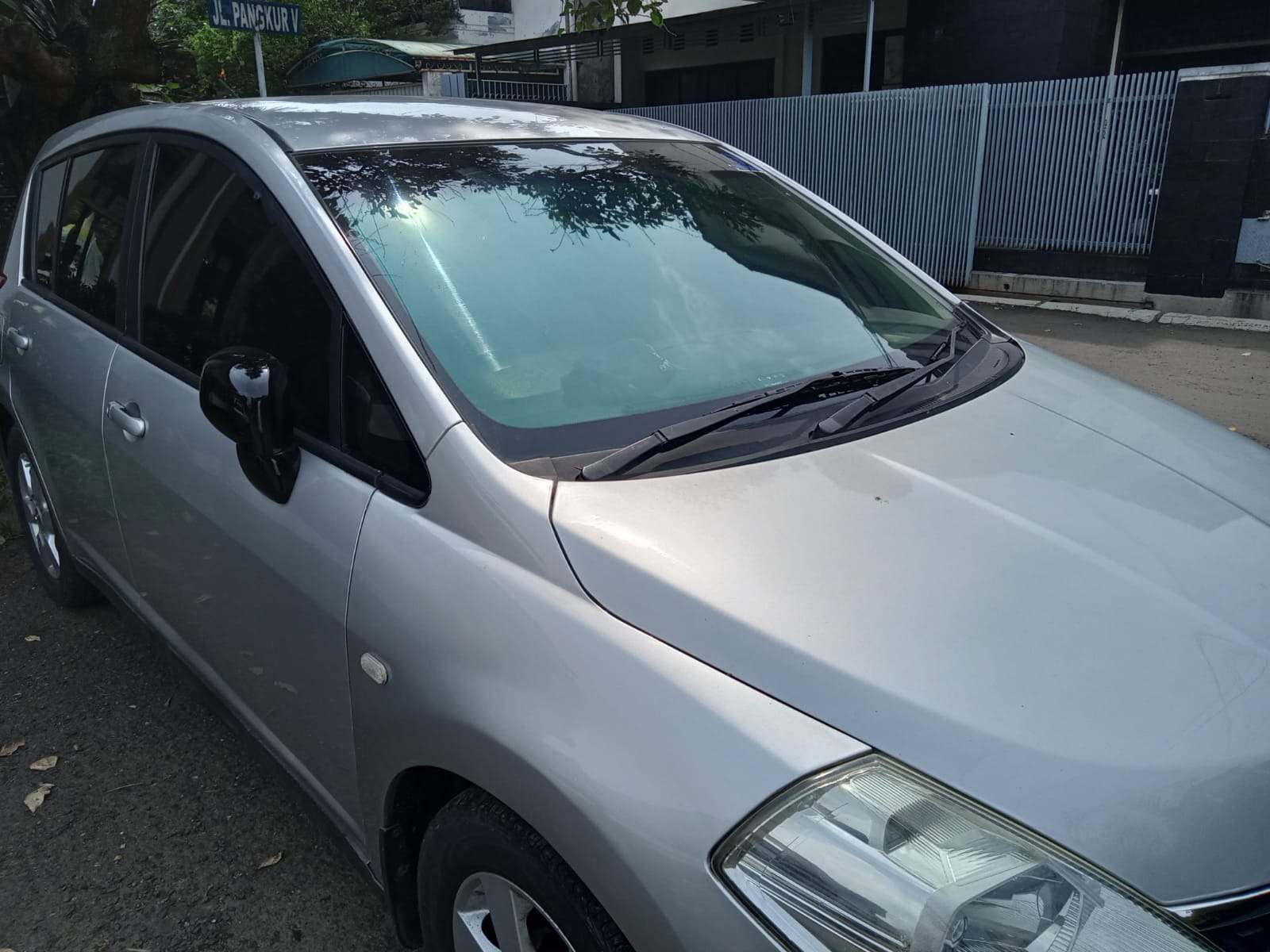 2007 Nissan Latio Sedan 2007 Nissan Latio Sedan