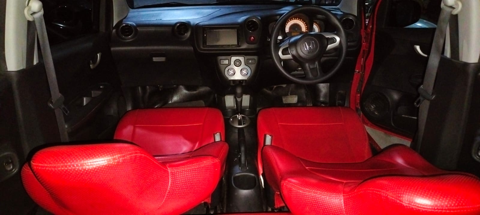 2016 Honda Brio  E AT 2016 Honda Brio  E AT