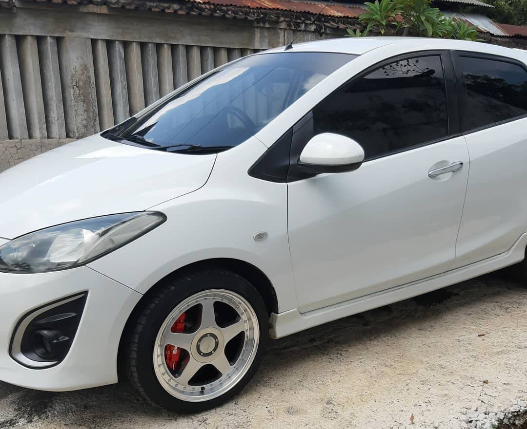 2011 Mazda 2 2011 Mazda 2