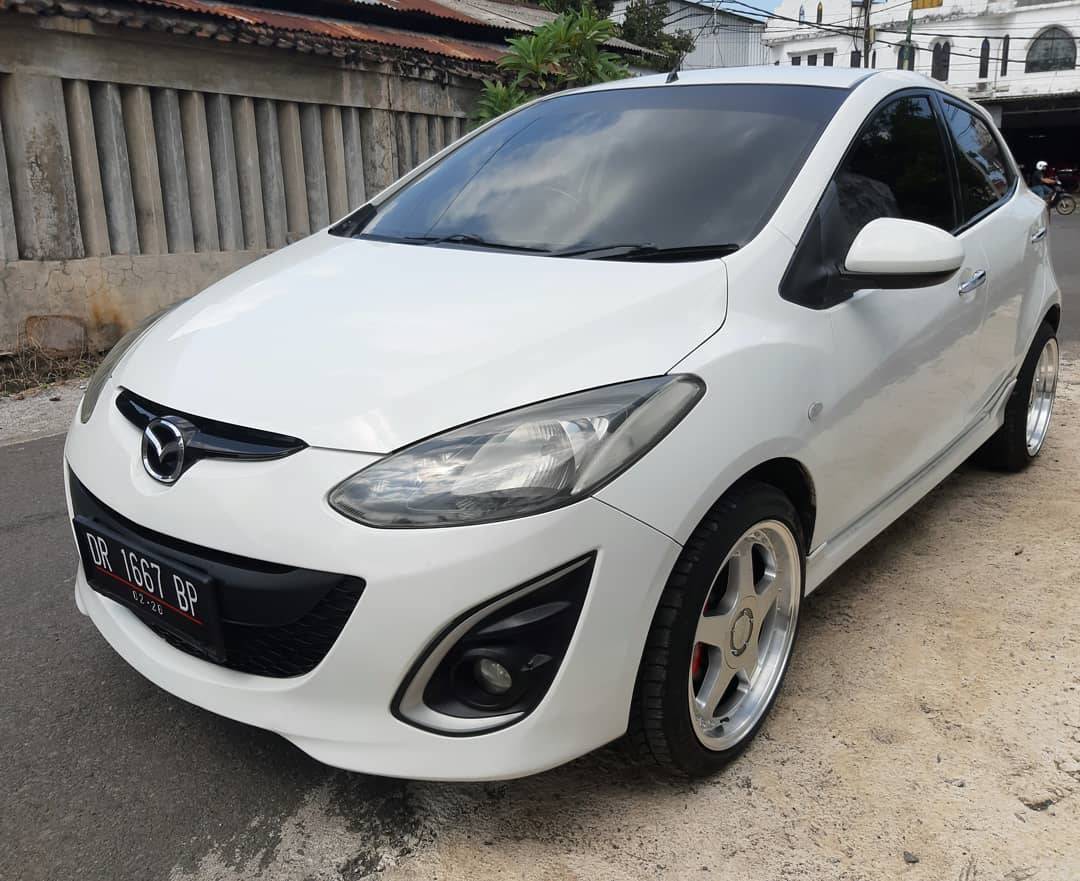 2011 Mazda 2 2011 Mazda 2