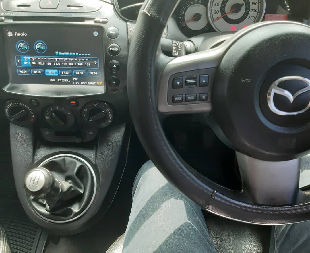 2011 Mazda 2 2011 Mazda 2