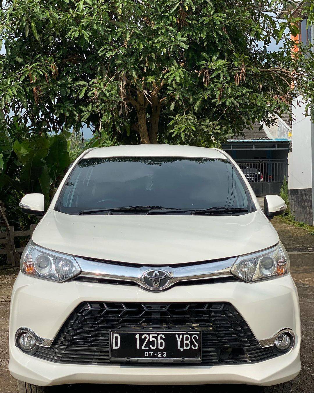 Second Hand 2018 Toyota Avanza Veloz Second Hand 2018 Toyota Avanza Veloz