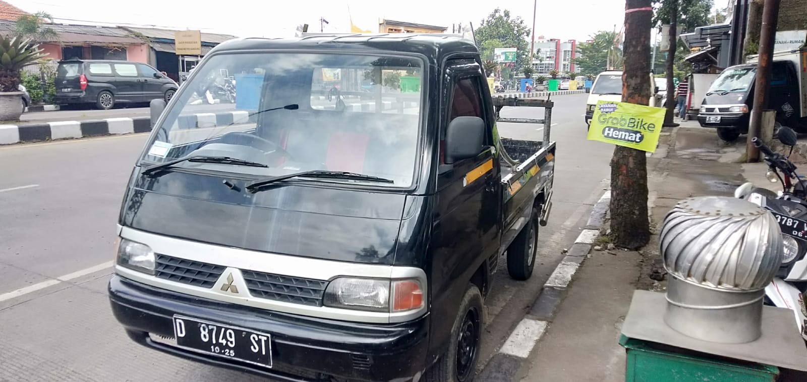 2005 Mitsubishi T120SS T 1.5 PU 2005 Mitsubishi T120SS T 1.5 PU