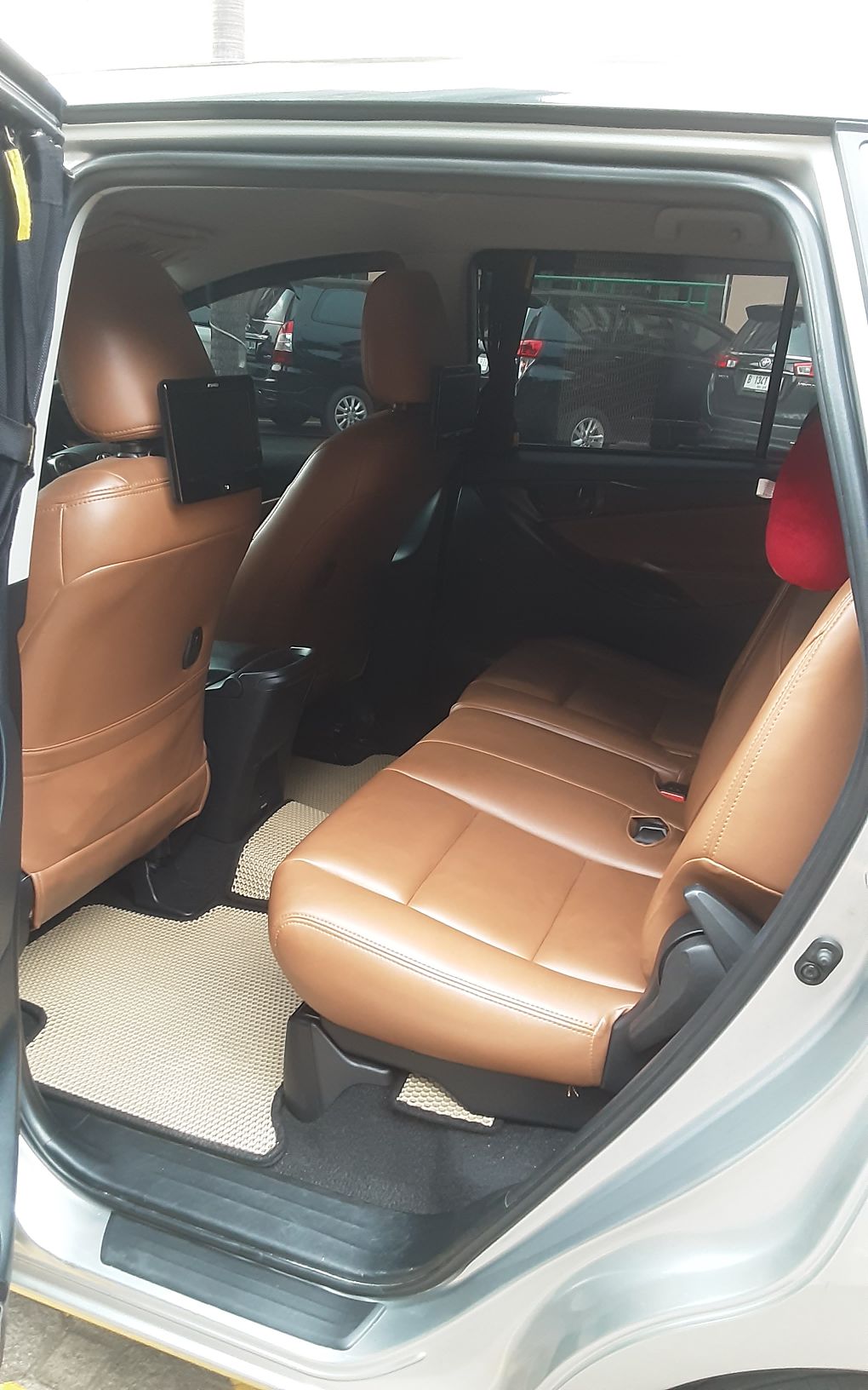 2018 Toyota Kijang Innova 2018 Toyota Kijang Innova