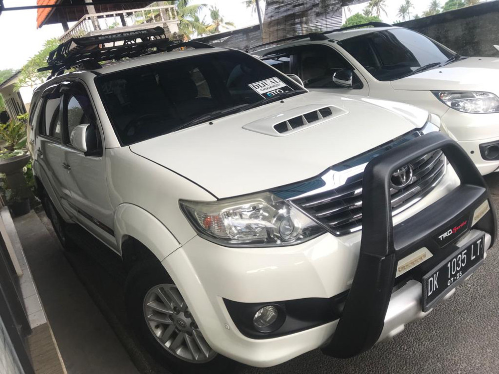 2013 Toyota Fortuner  Bekas 2013 Toyota Fortuner  Bekas