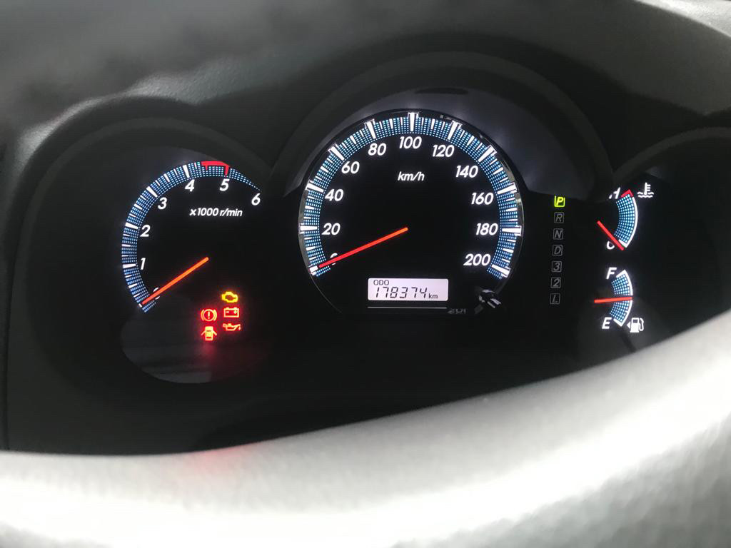 2013 Toyota Fortuner  2013 Toyota Fortuner