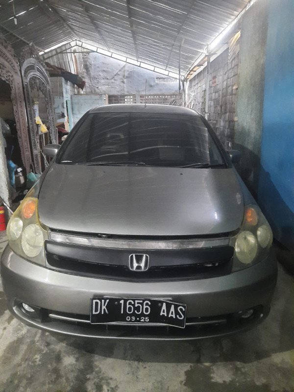 2005 Honda Stream 2005 Honda Stream