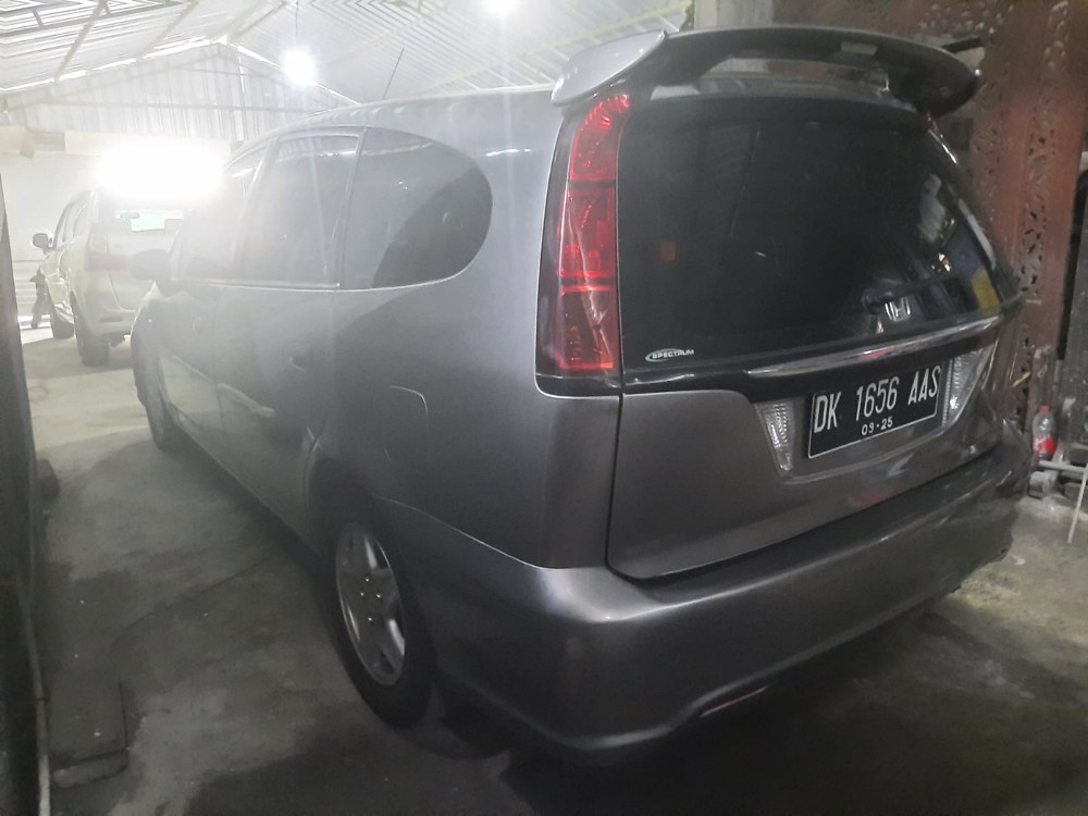2005 Honda Stream 2005 Honda Stream