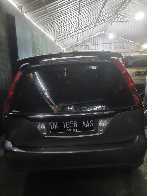 2005 Honda Stream 2005 Honda Stream