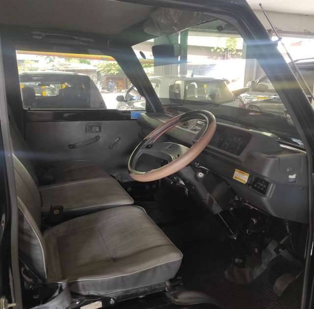 2020 Mitsubishi L300 2020 Mitsubishi L300