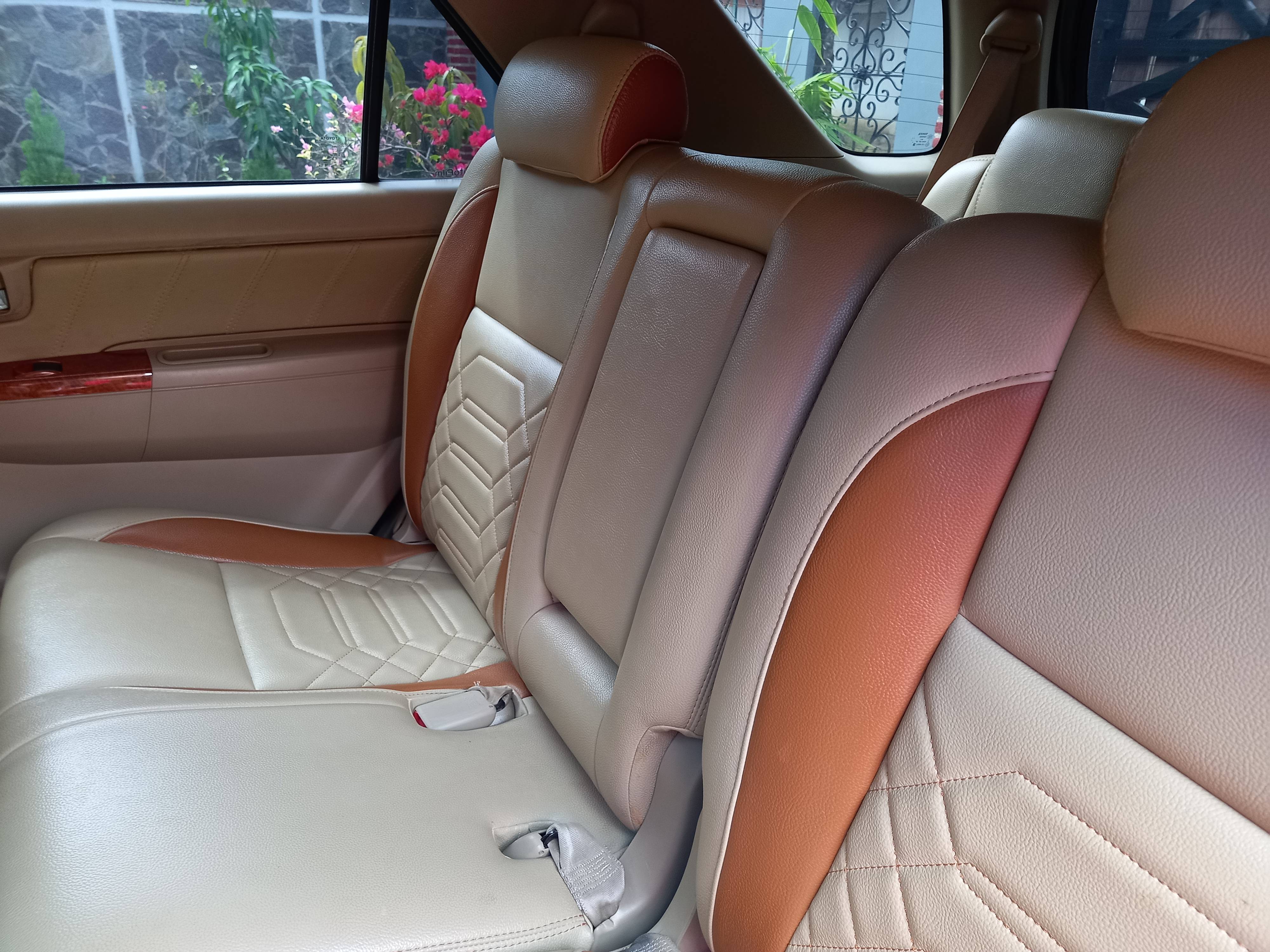 2010 Toyota Fortuner 2010 Toyota Fortuner