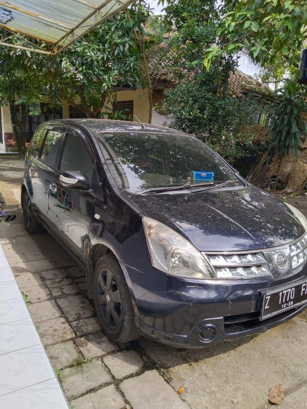 2009 Nissan Livina  XR 1.5 AT