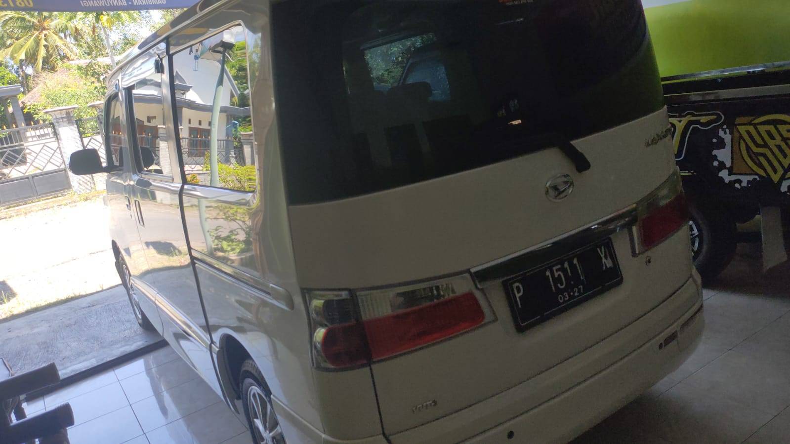 Beli mobil bekas