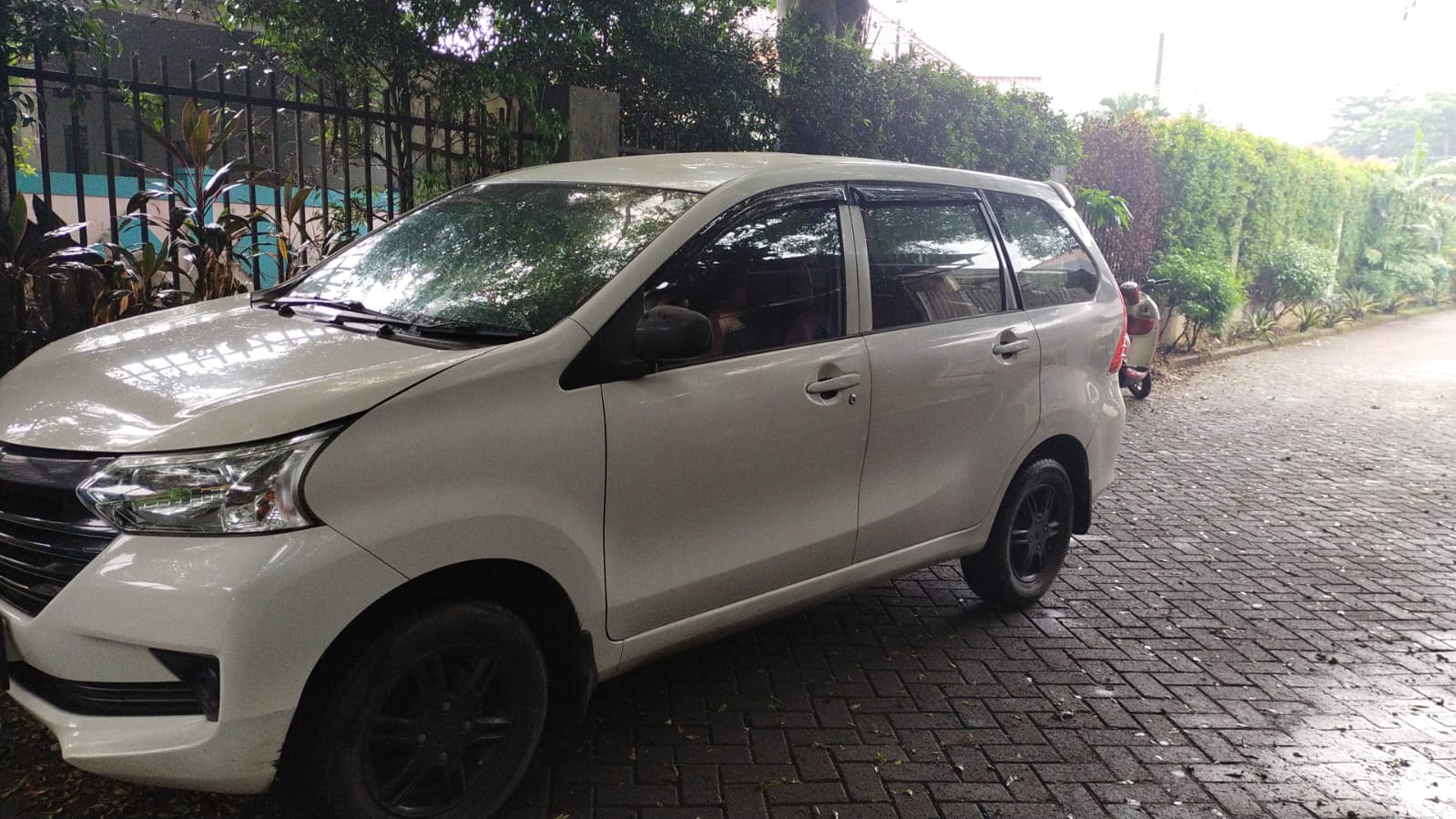 2015 Daihatsu Xenia 2015 Daihatsu Xenia