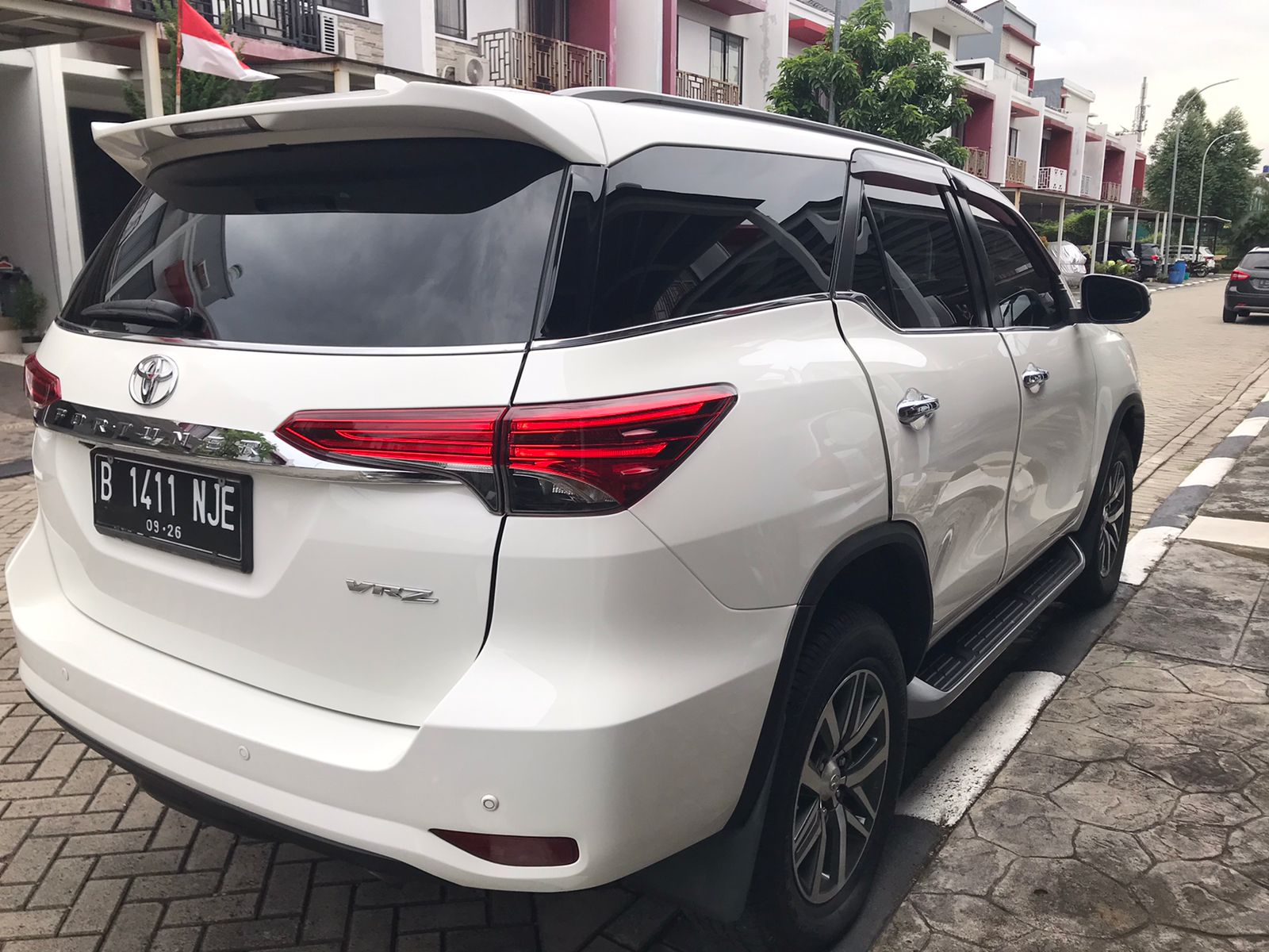 Used 2016 Toyota Fortuner  VRZ 4X2 2.4 AT VRZ 4X2 2.4 AT for sale