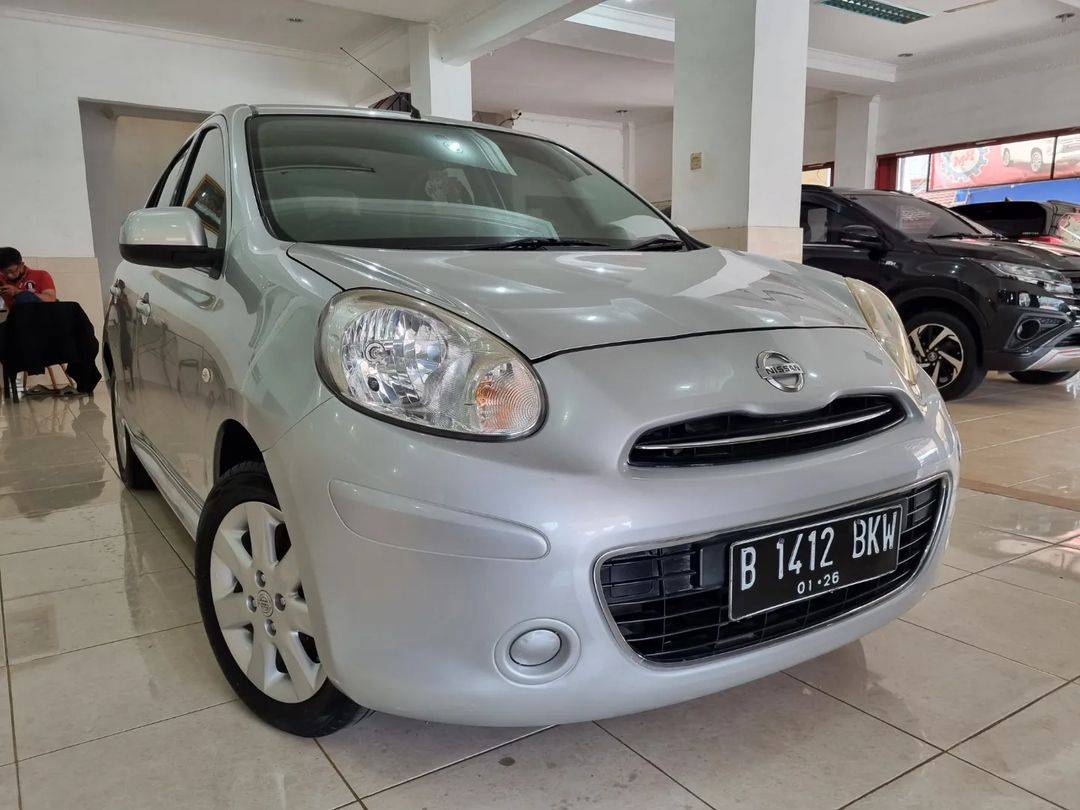2011 Nissan March Bekas 2011 Nissan March Bekas