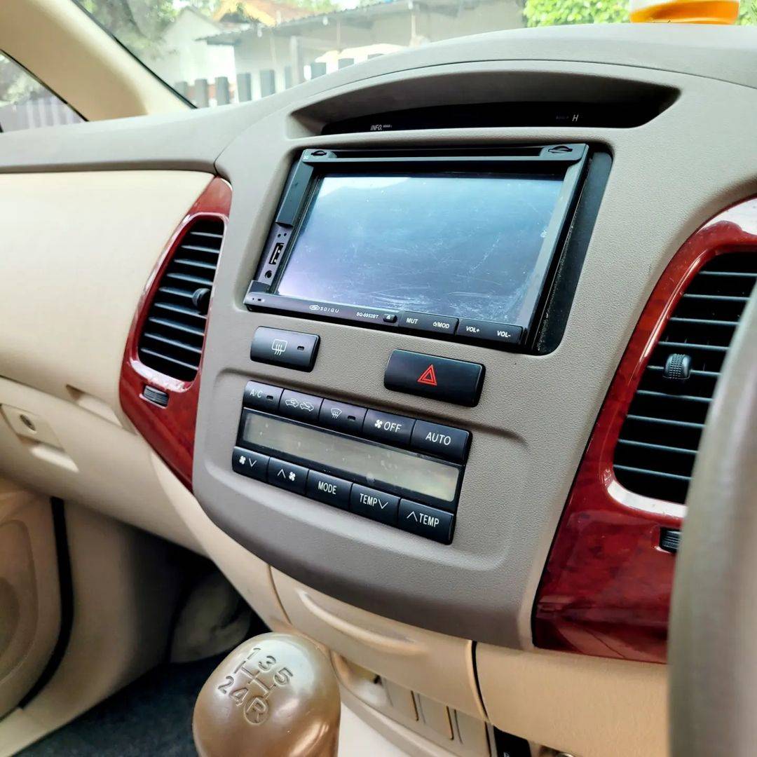 2005 Toyota Kijang Innova 2005 Toyota Kijang Innova