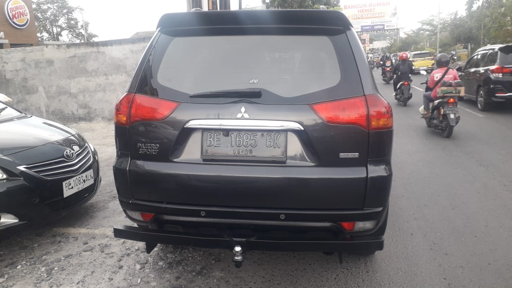 2011 Mitsubishi Pajero Sport  2011 Mitsubishi Pajero Sport